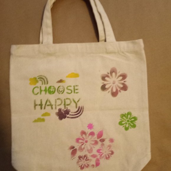 Fancy and Unique - Picture 8 of 16